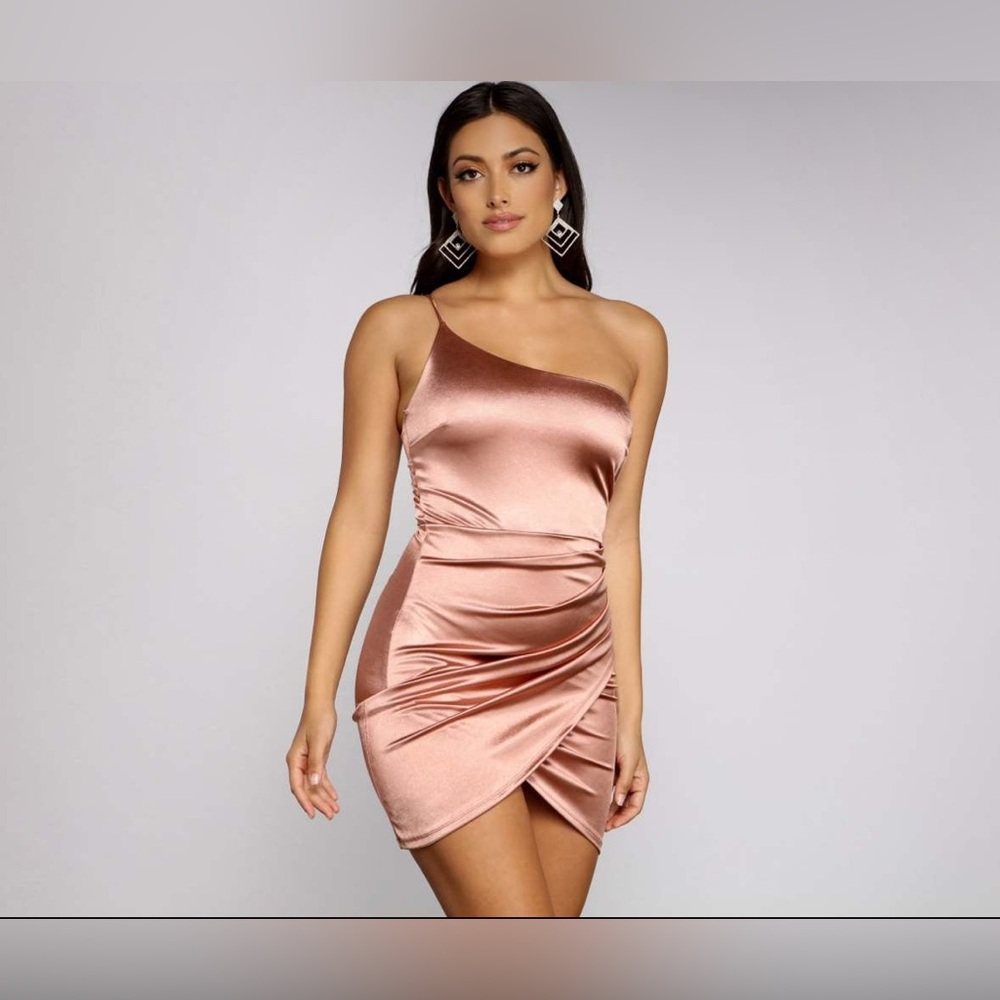 Windsor Rose Gold One-Shoulder Dress